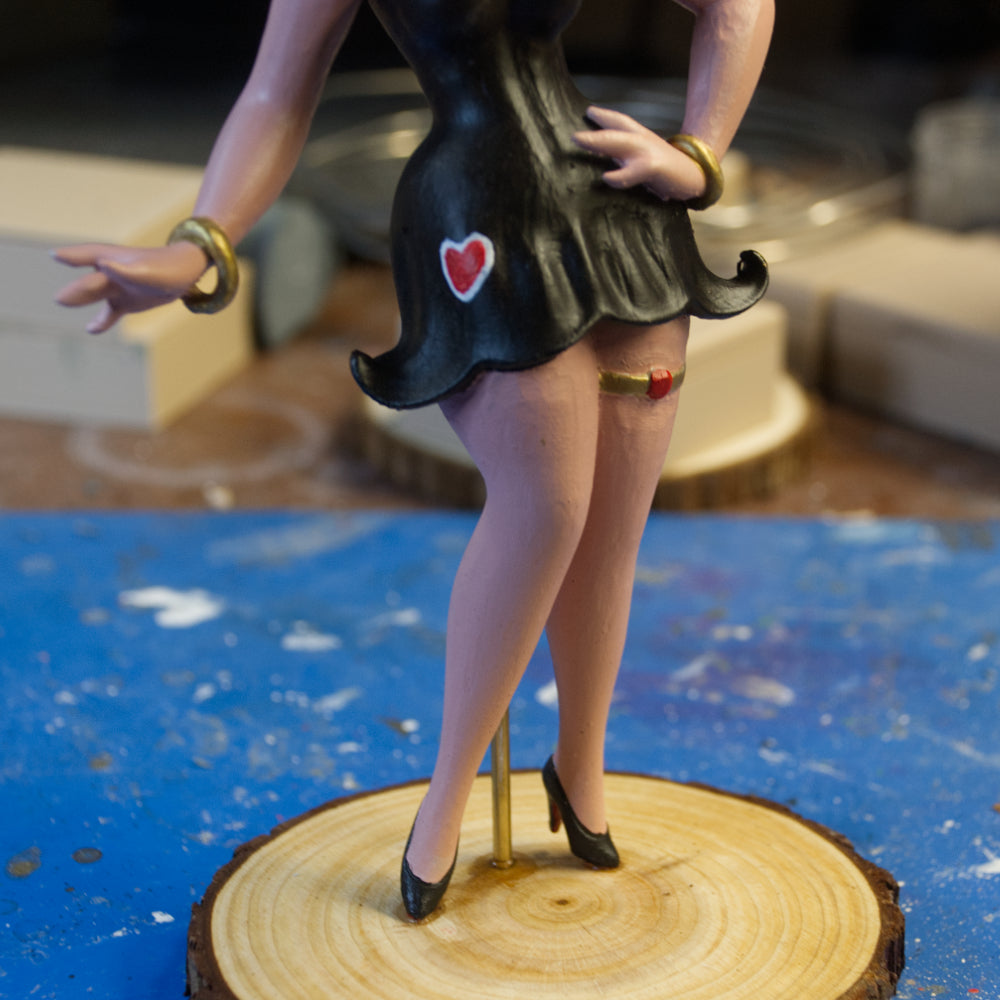 Figurine Betty Boop en résine peinte à la main
