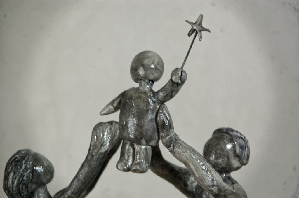 Le devoir parental – Sculpture en argile polymère
